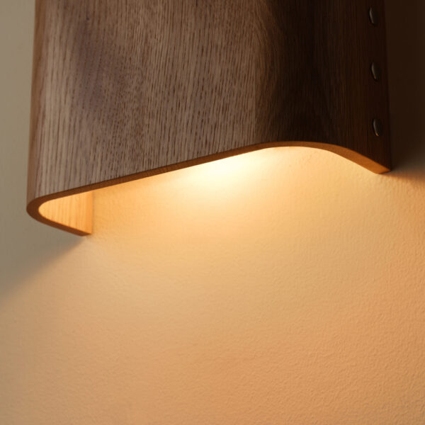 Stud Sconce – Curved 2