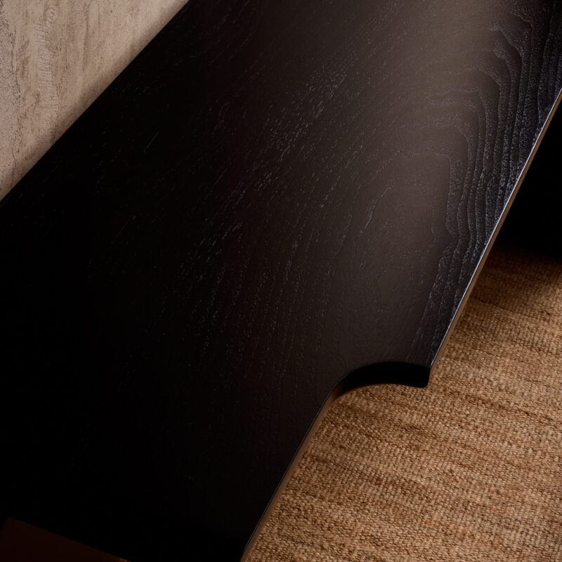 Henrique Desk