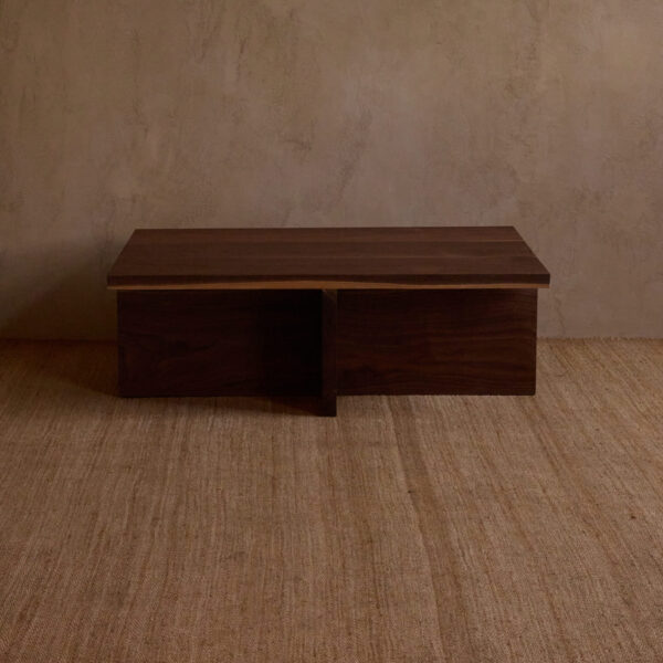 Noa Coffee Table & Ottomans
