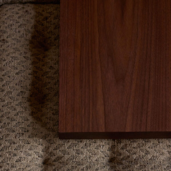Noa Coffee Table & Ottomans