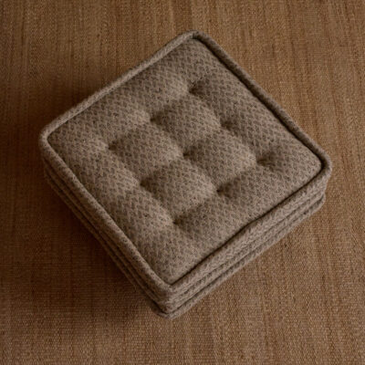 Noa Coffee Table & Ottomans