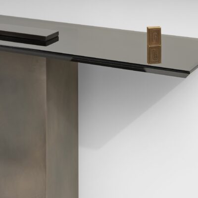 Mesa Console – Glass