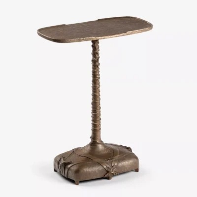 Amarra Spot Table