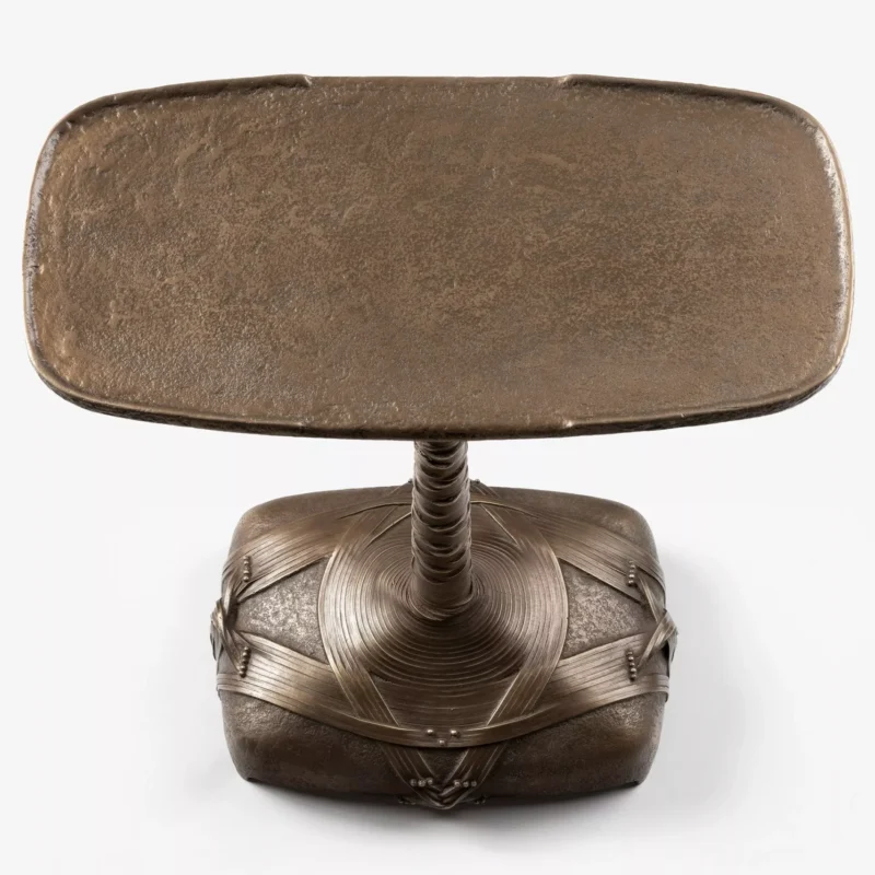 Amarra Spot Table