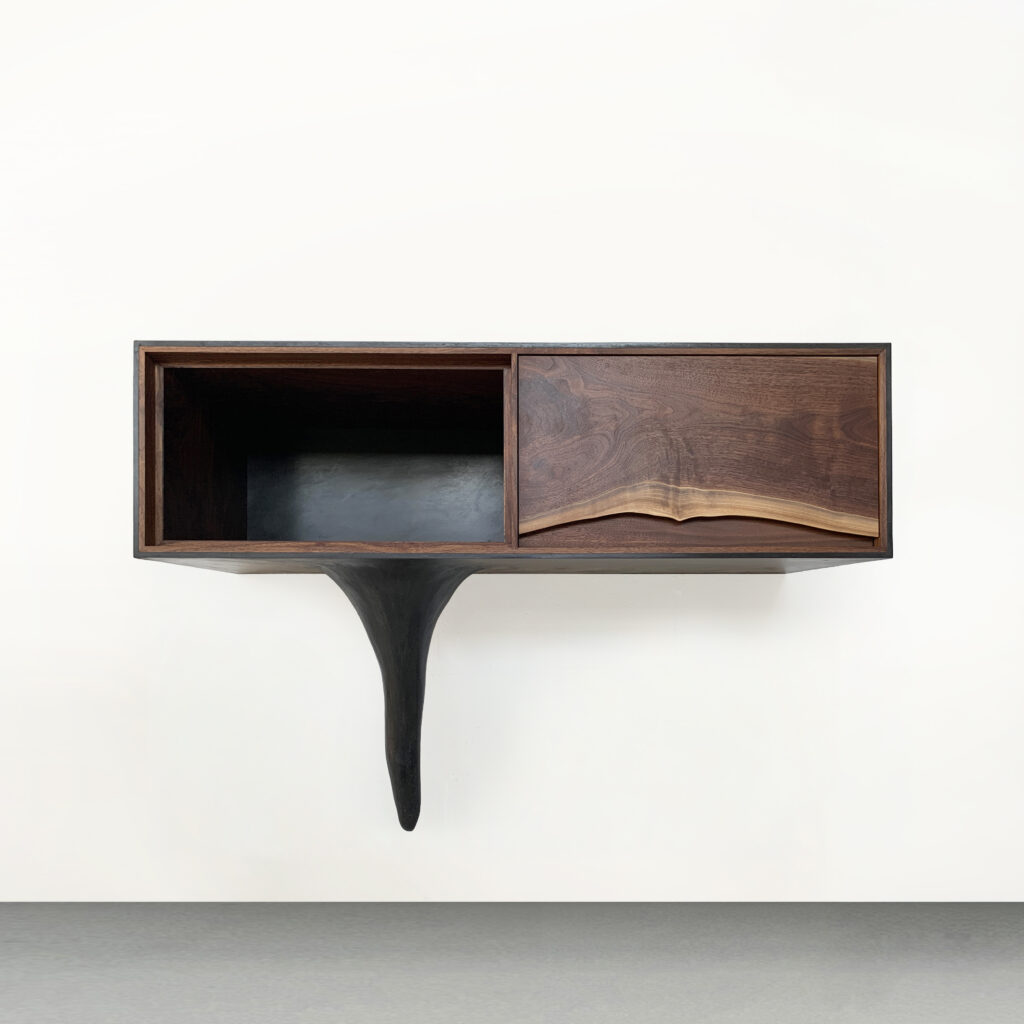 OUTSIDE IN Console - Wall Mounted - 42''
