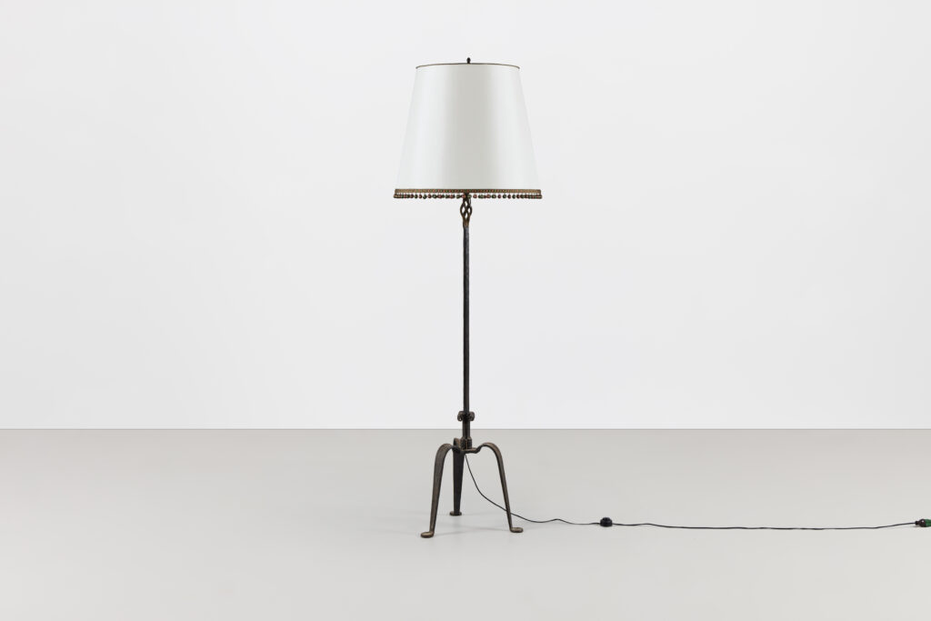 Flamme Wrought-Iron Floor Lamp