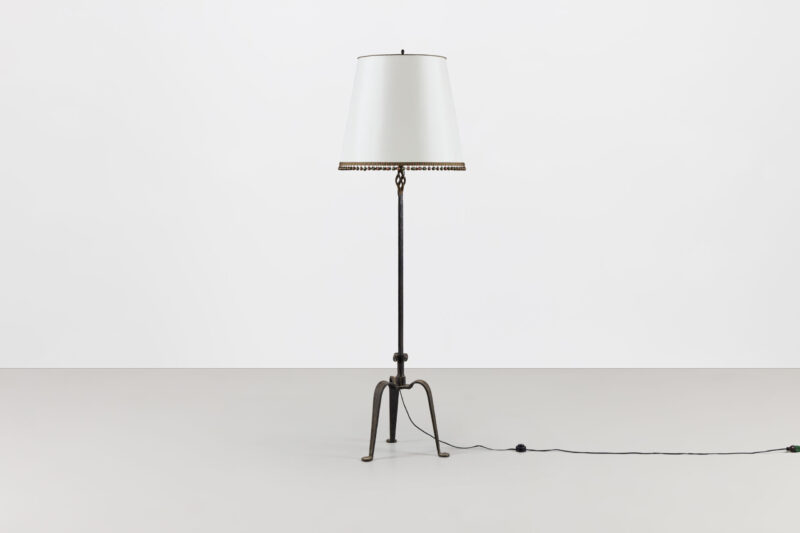 Flamme Wrought-Iron Floor Lamp