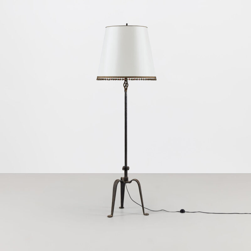Flamme Wrought-Iron Floor Lamp