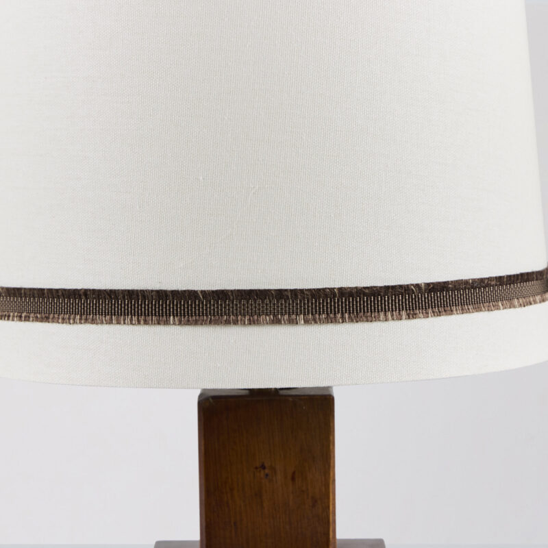 Bugnato Carved-Wood Table Lamp