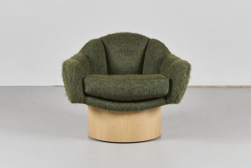 Column Turn Around Swivel Chair – Channel Tufted