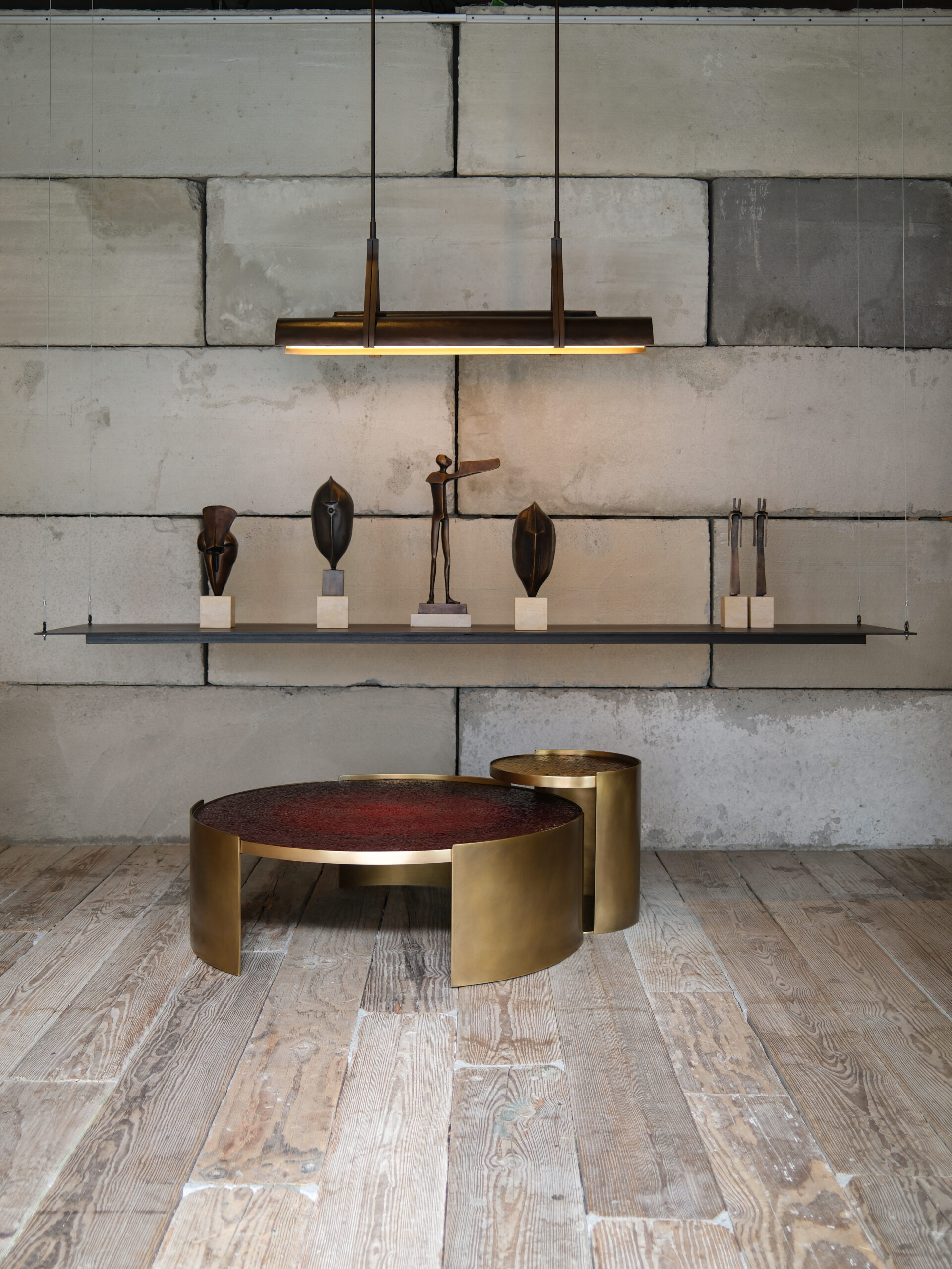 Showrooms with no limit.