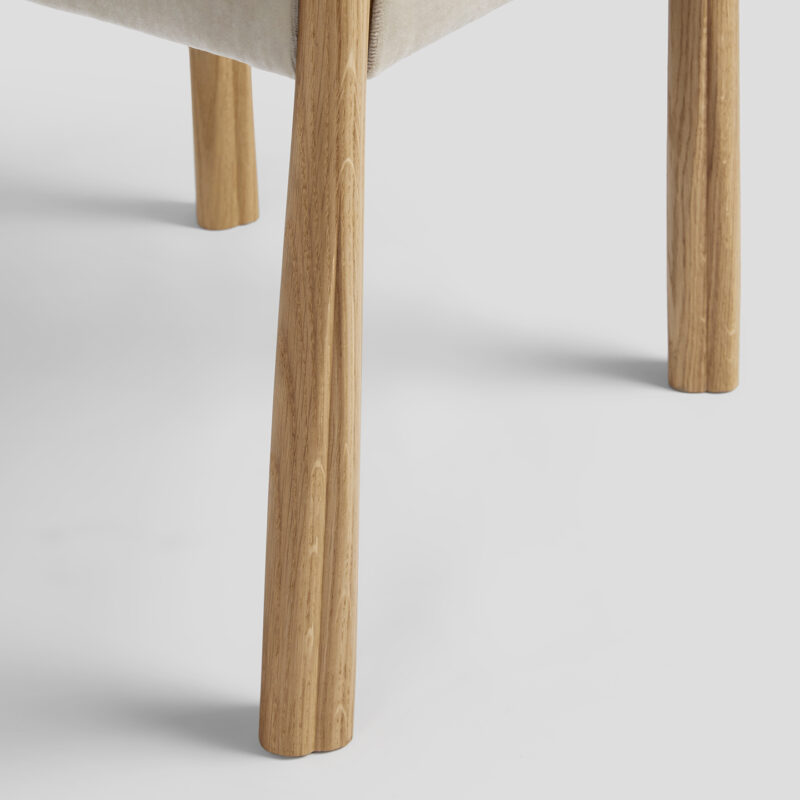 Kudu Carver Dining Chair – Natural Oak
