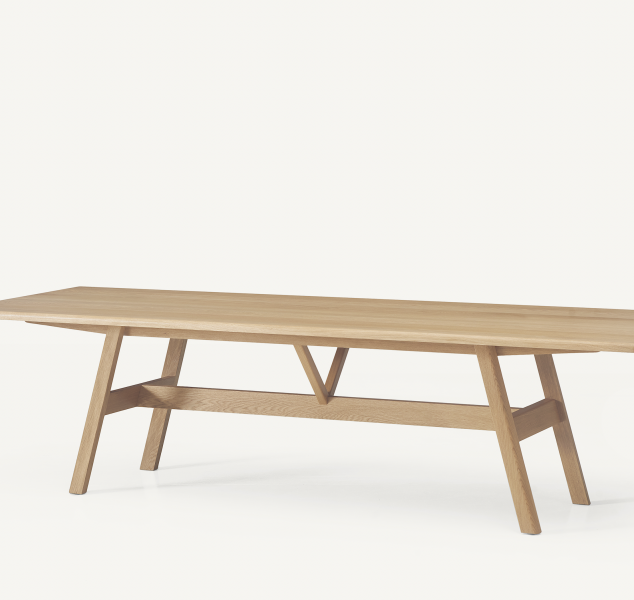 Kant Table by BassamFellows