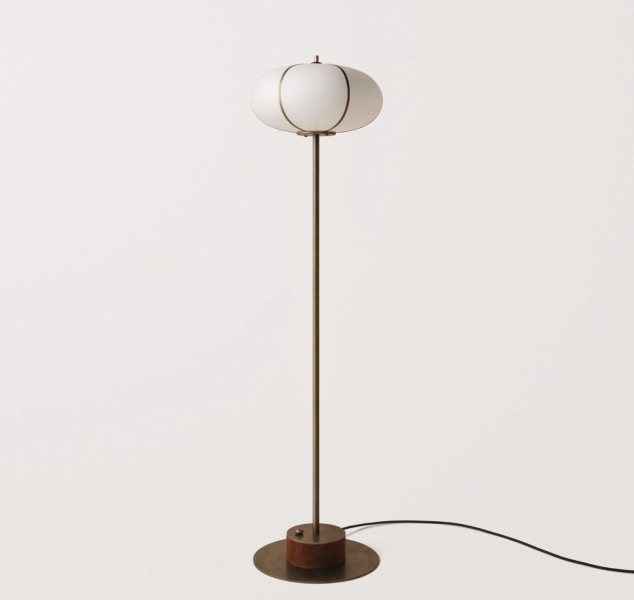 Rib Floor Lamp – Ellipse by konekt