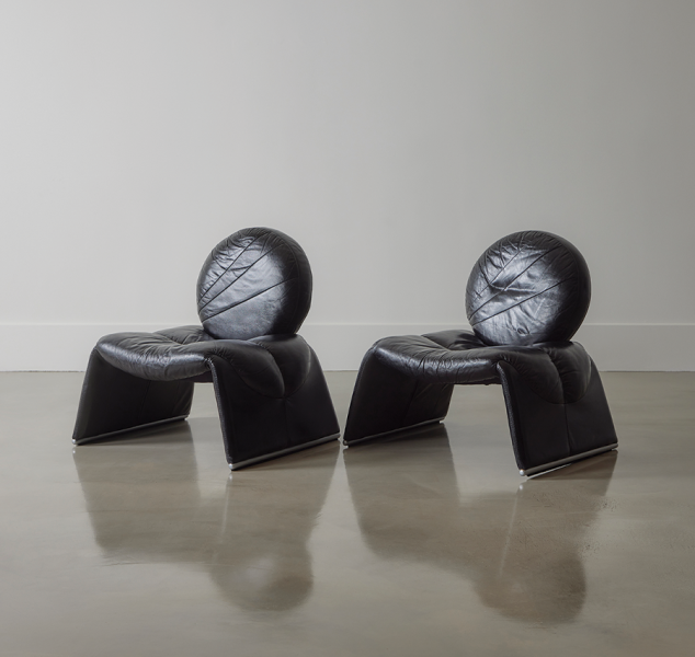 Pair of Calypso C35 Chairs by Vittorio Introini