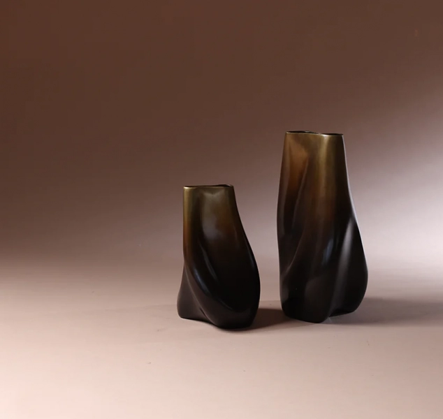 Nashi Vase by Elan Atelier